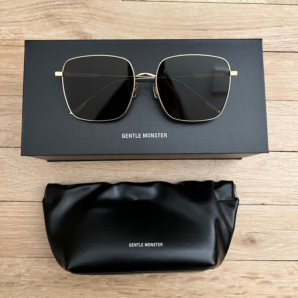 Gentle Monster Diane Sunglasses in Gold